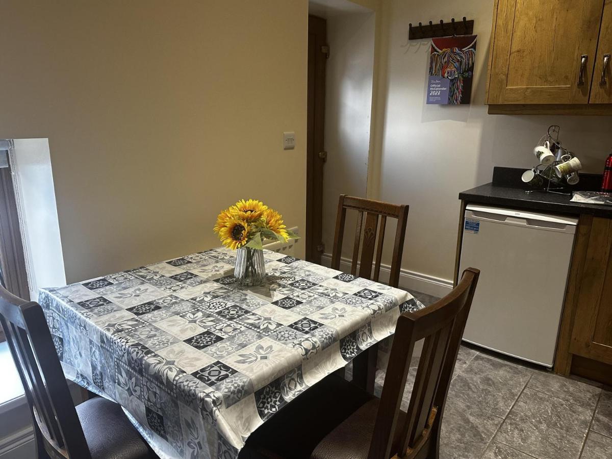 Cosy Barn Conversion In The Mournes Newry Eksteriør billede